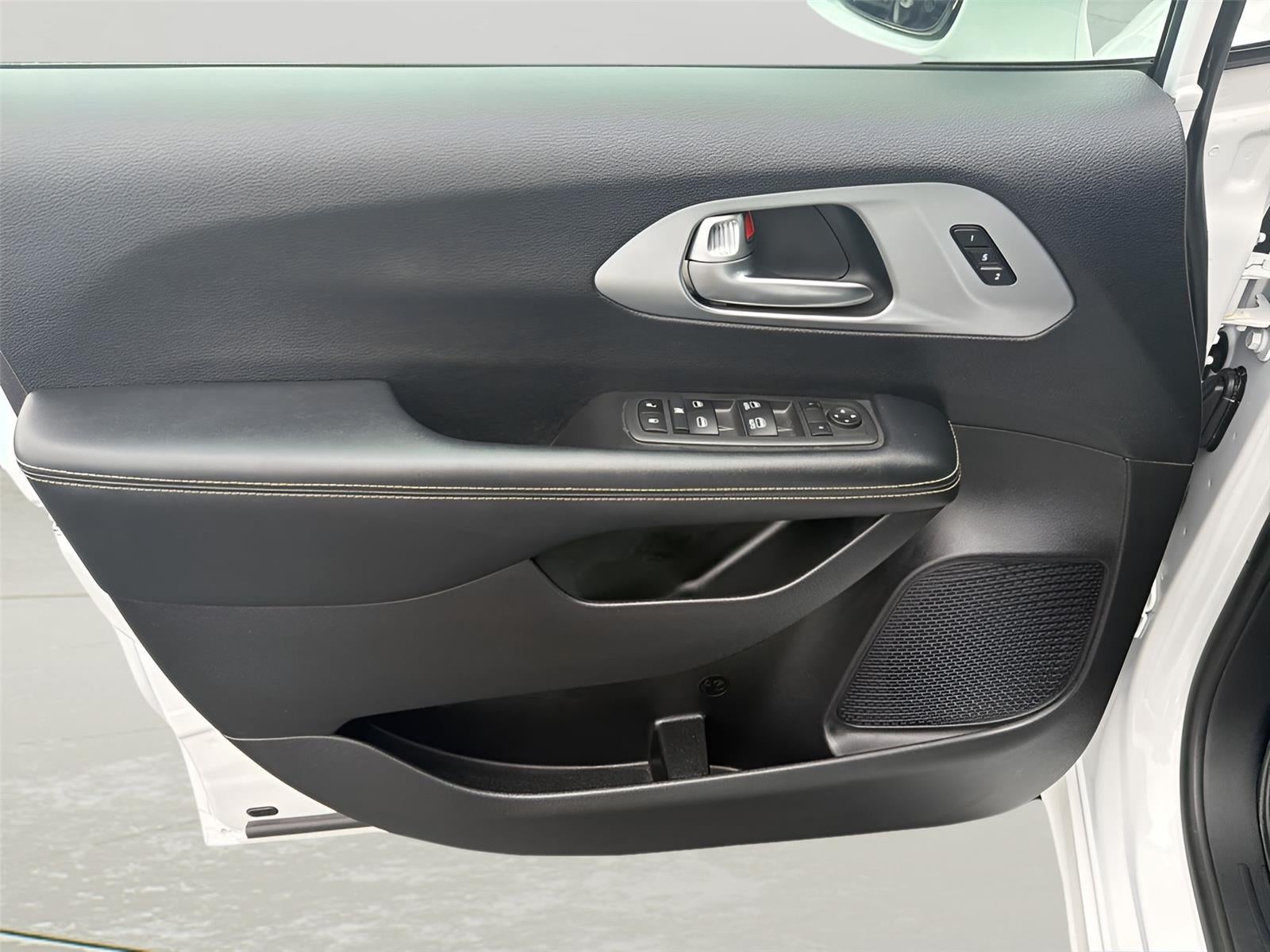 2022 Chrysler Pacifica Touring L AWD