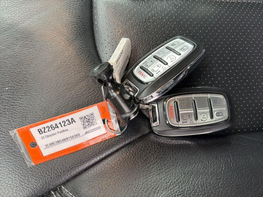 2022 Chrysler Pacifica Touring L AWD