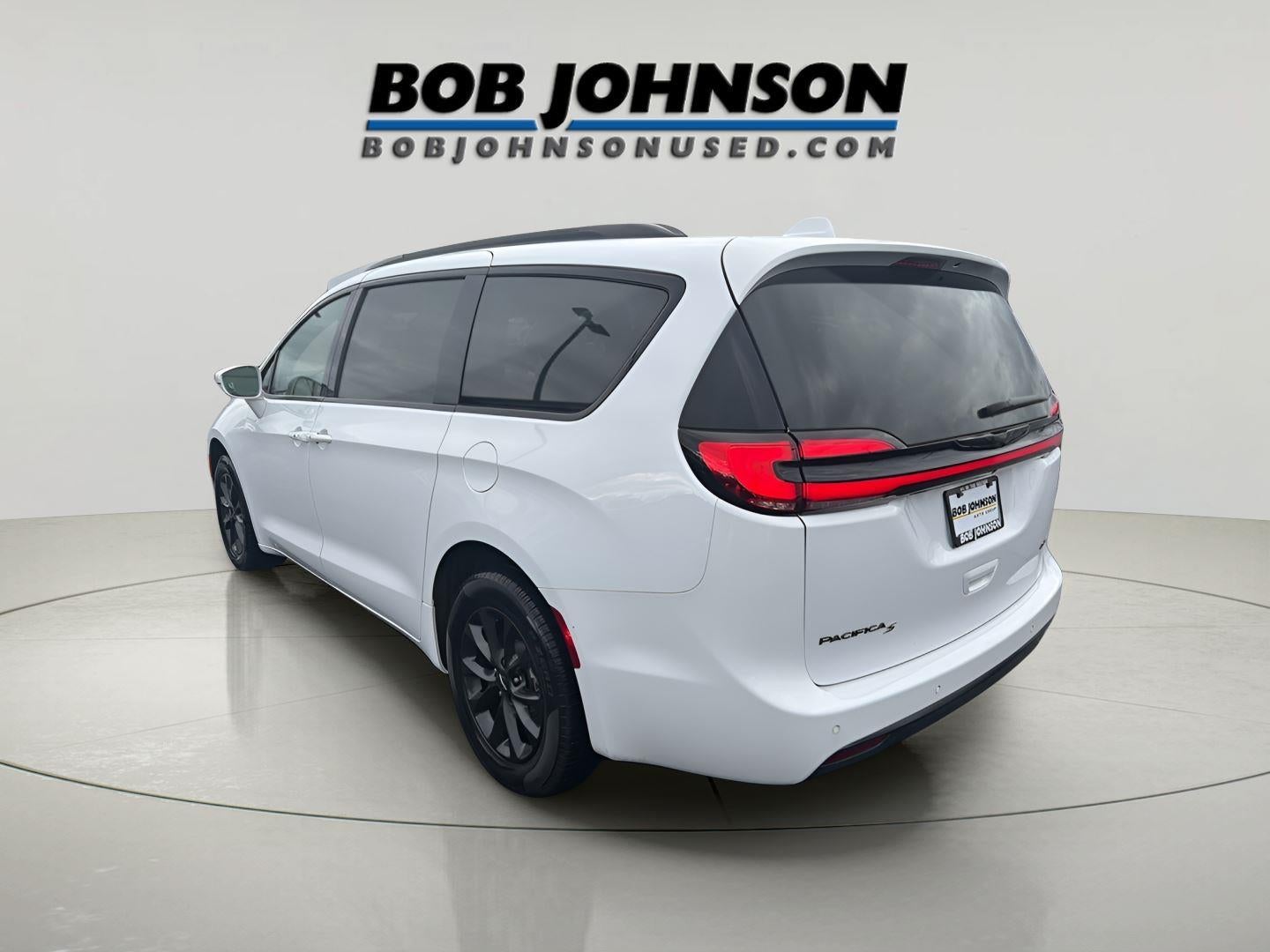 2022 Chrysler Pacifica Touring L AWD