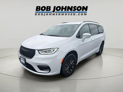 2022 Chrysler Pacifica Touring L AWD