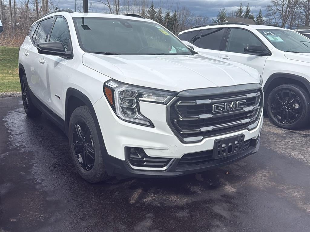 2022 GMC Terrain AT4