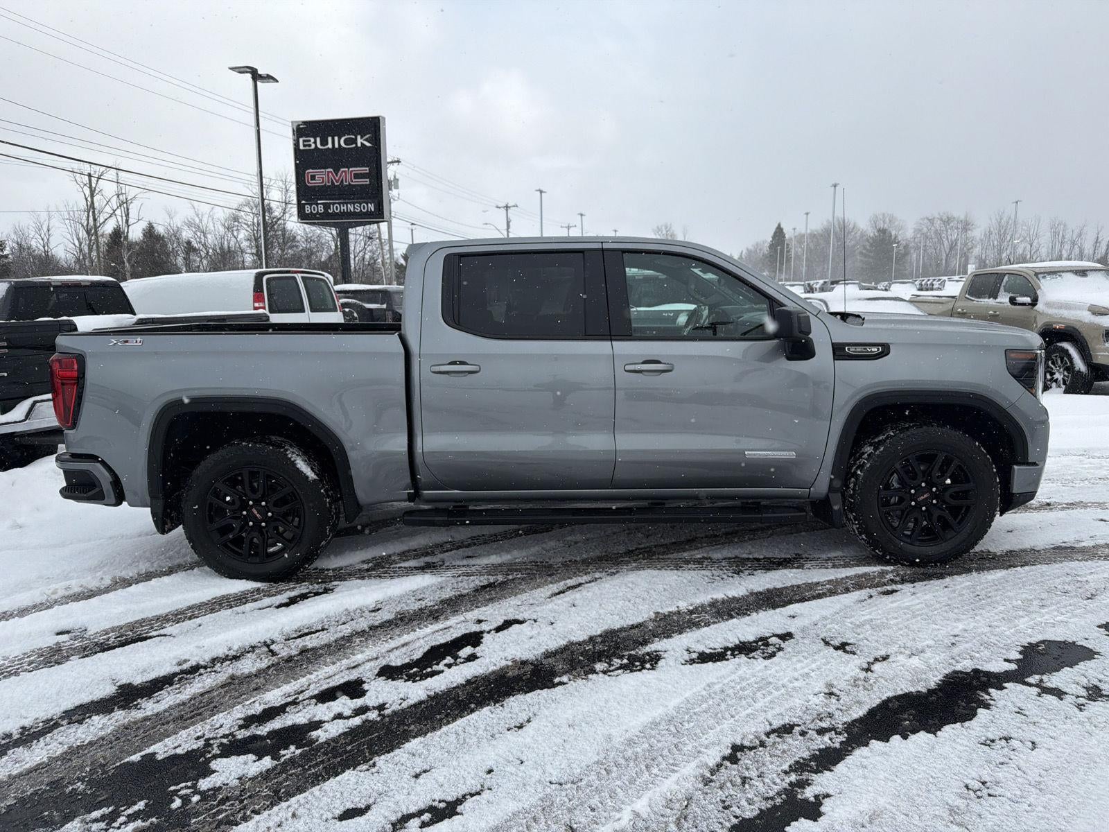 2024 GMC Sierra 1500 Elevation