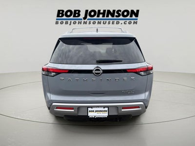 2023 Nissan Pathfinder Platinum 4WD