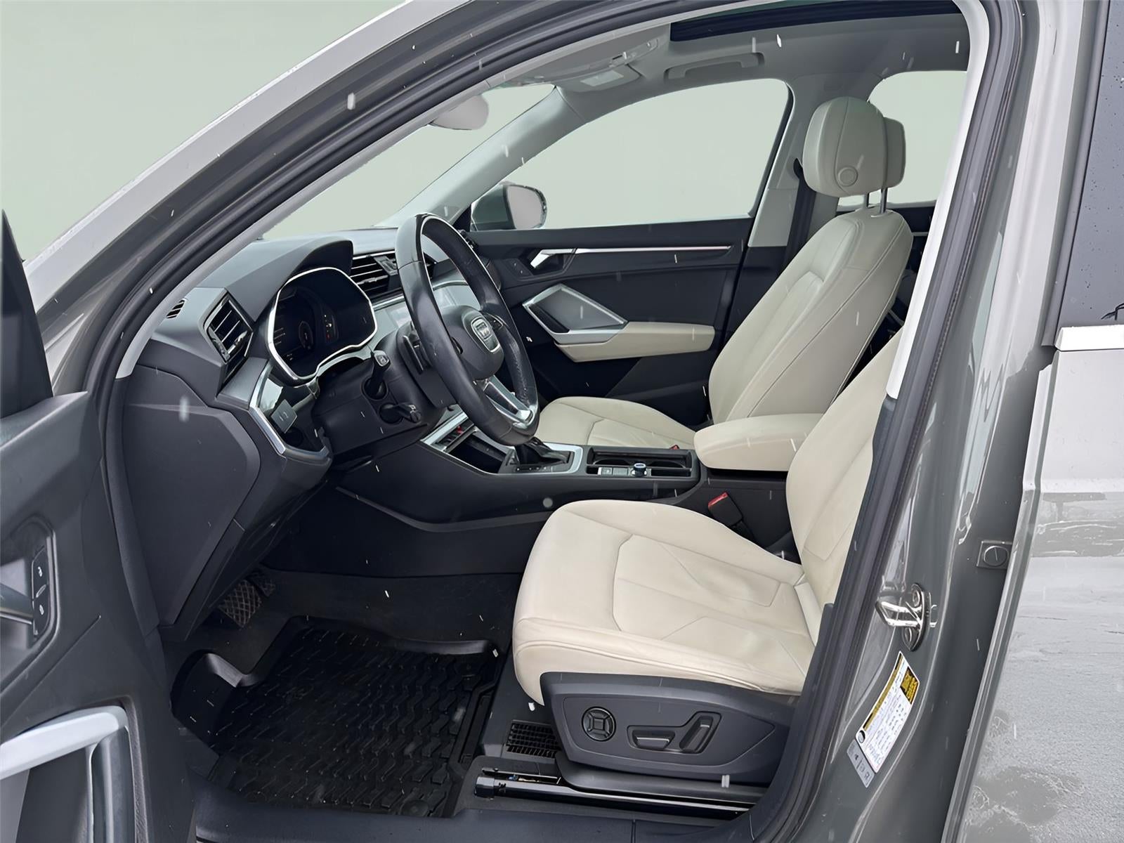 2022 Audi Q3 Premium Plus 45 TFSI S line quattro Tiptronic