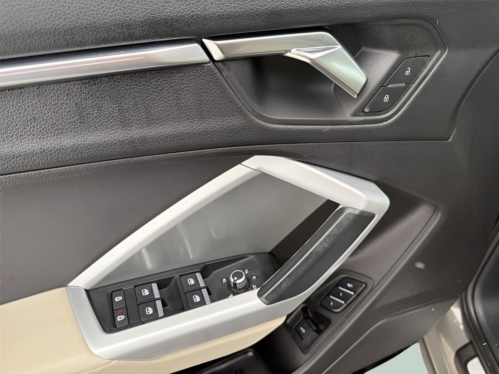 2022 Audi Q3 Premium Plus 45 TFSI S line quattro Tiptronic