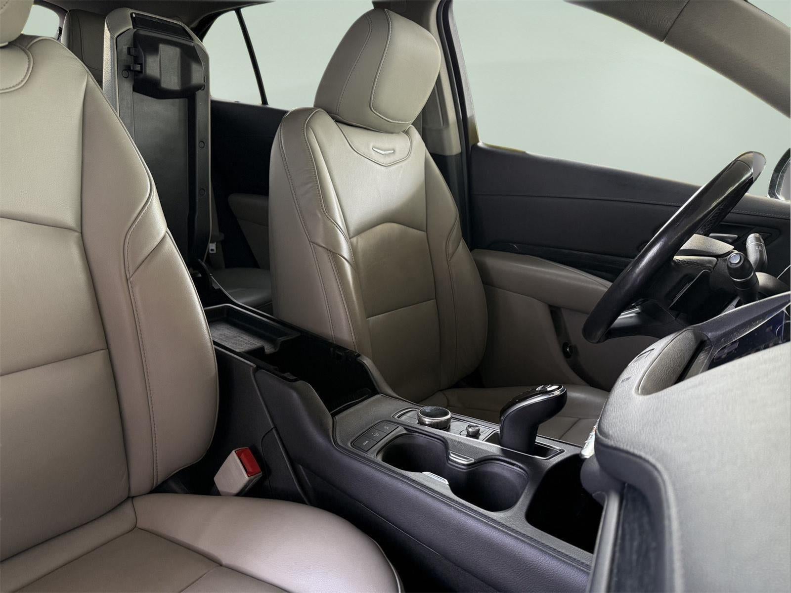 2020 Cadillac XT4 FWD Premium Luxury
