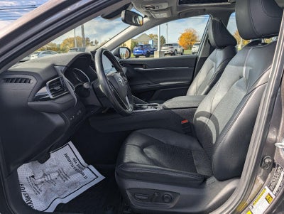 2021 Toyota Camry Hybrid XLE