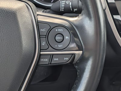 2021 Toyota Camry Hybrid XLE