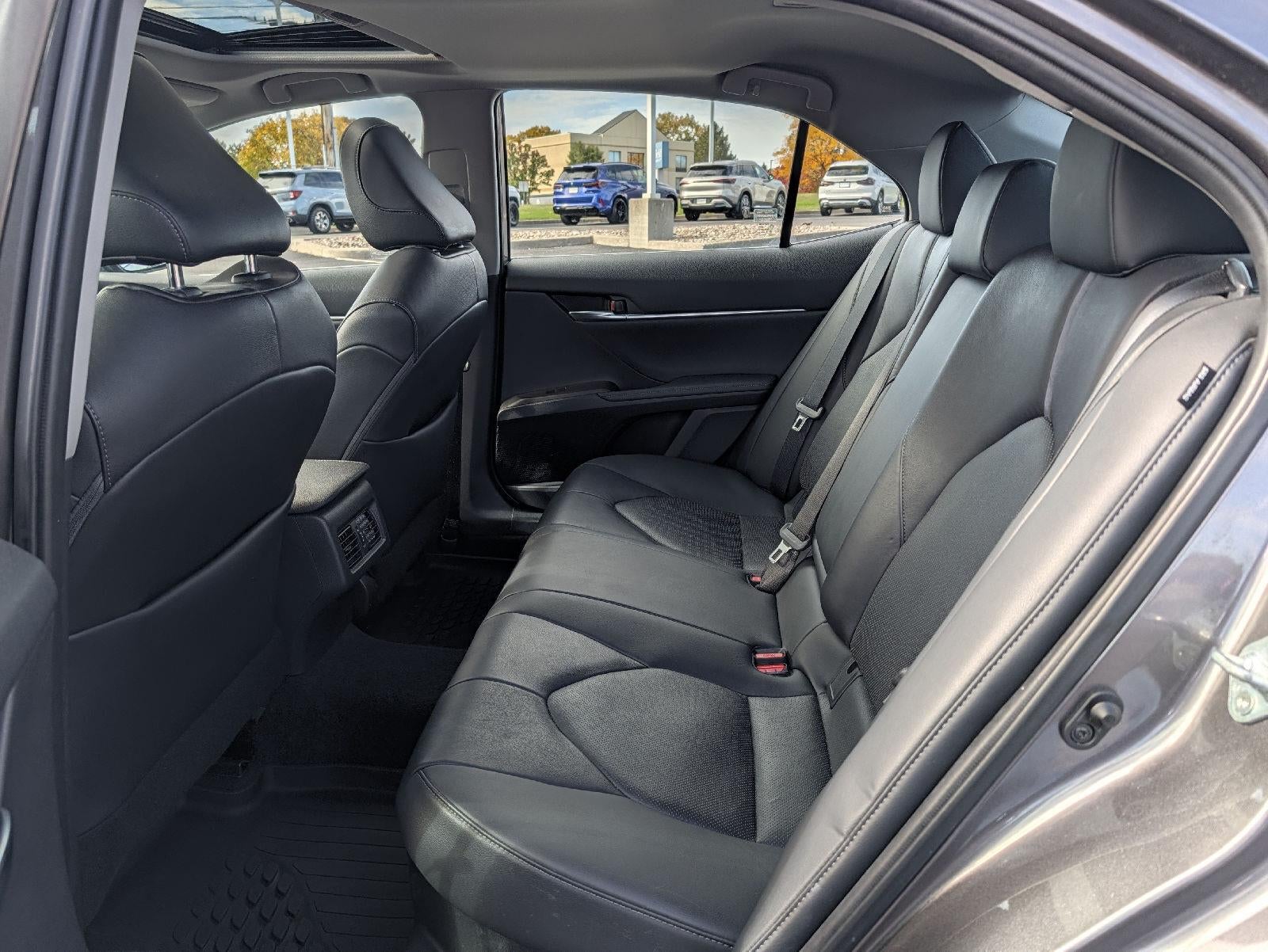 2021 Toyota Camry Hybrid XLE