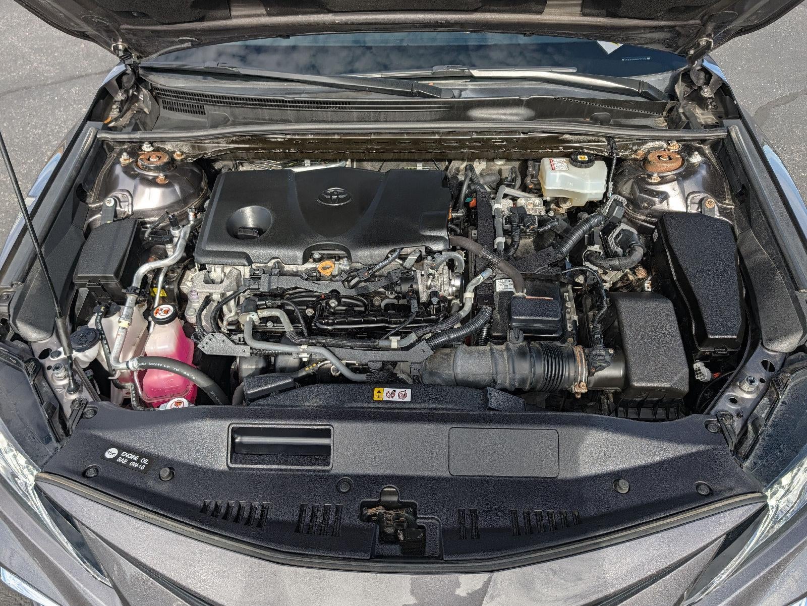 2021 Toyota Camry Hybrid XLE