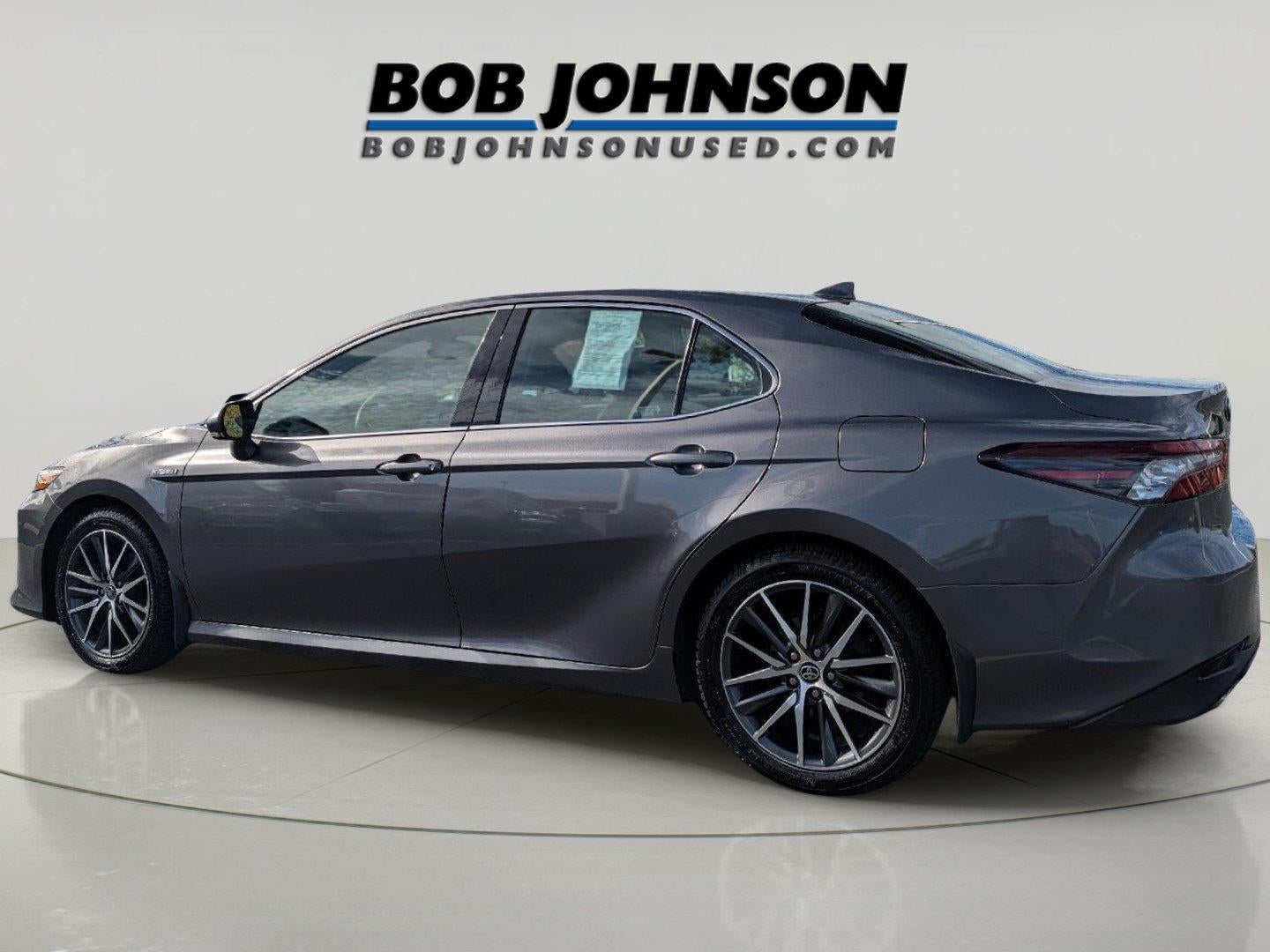 2021 Toyota Camry Hybrid XLE
