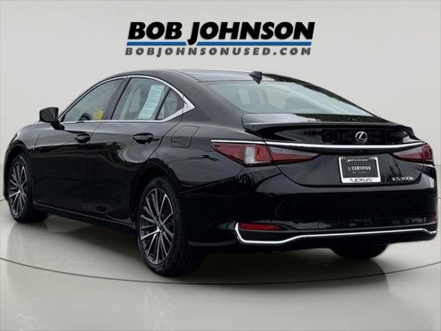 2024 Lexus ES 300h 