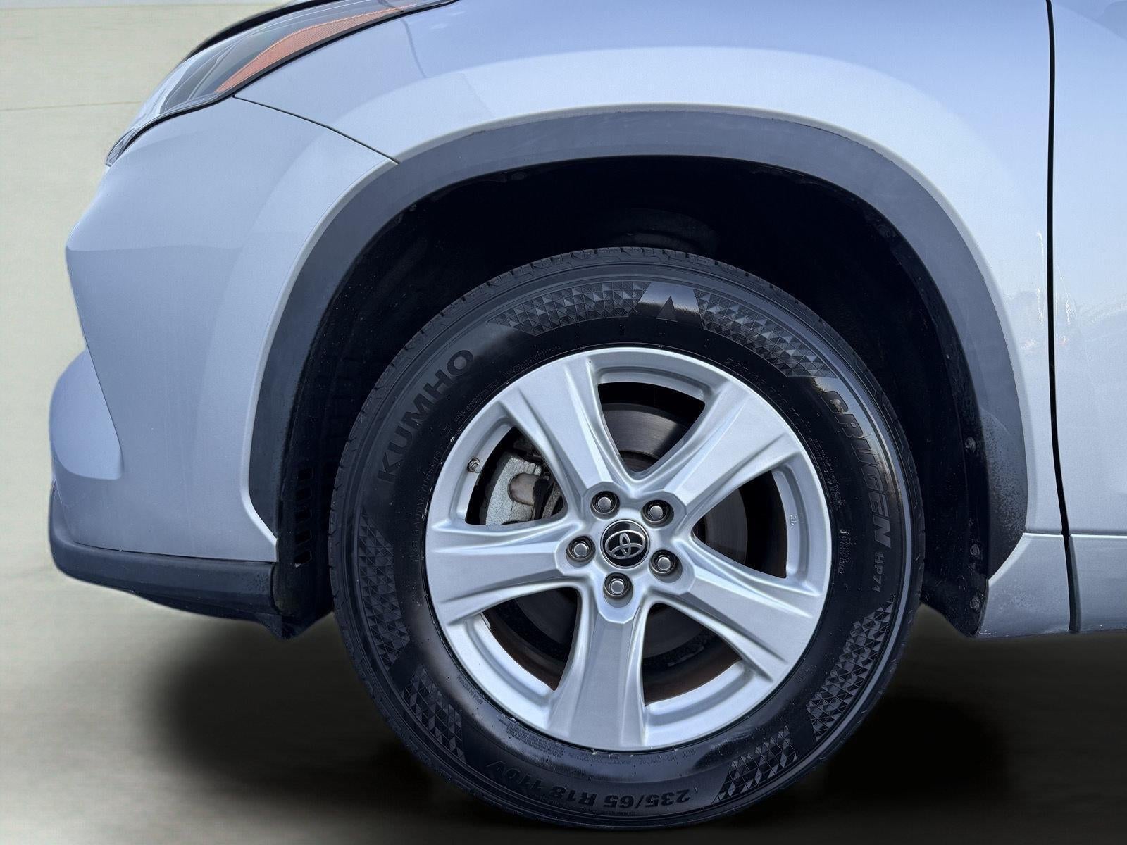2023 Toyota Highlander LE