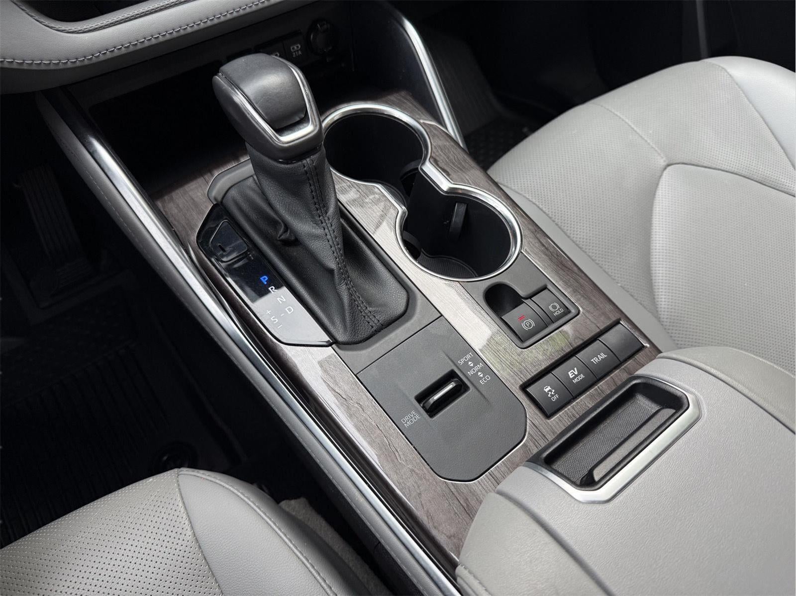 2021 Toyota Highlander Hybrid Limited