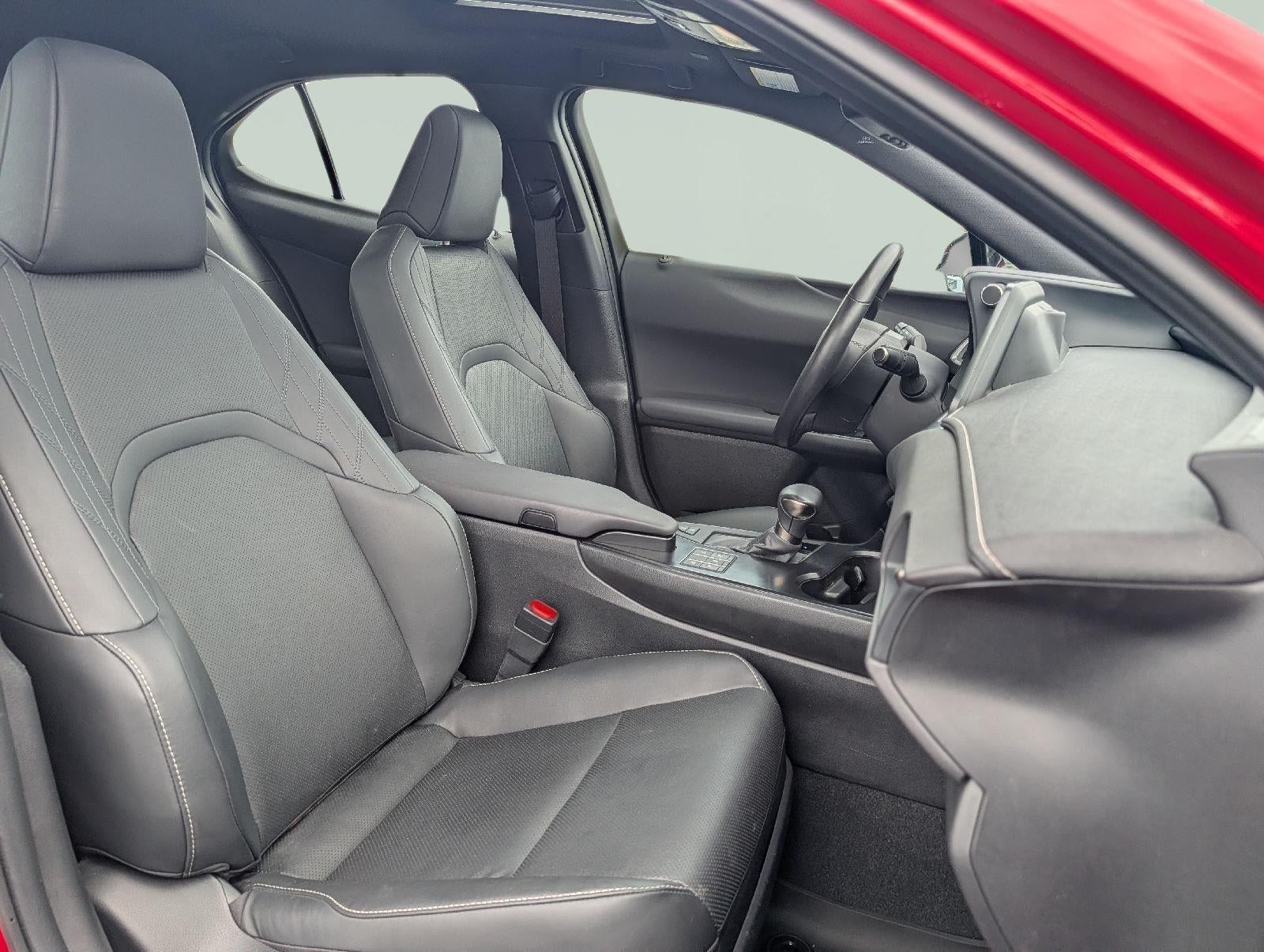 2024 Lexus UX 250h PREMIUM AWD