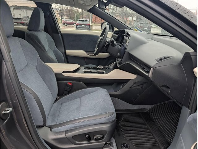 2023 Lexus RZ 450e AWD LUXURY