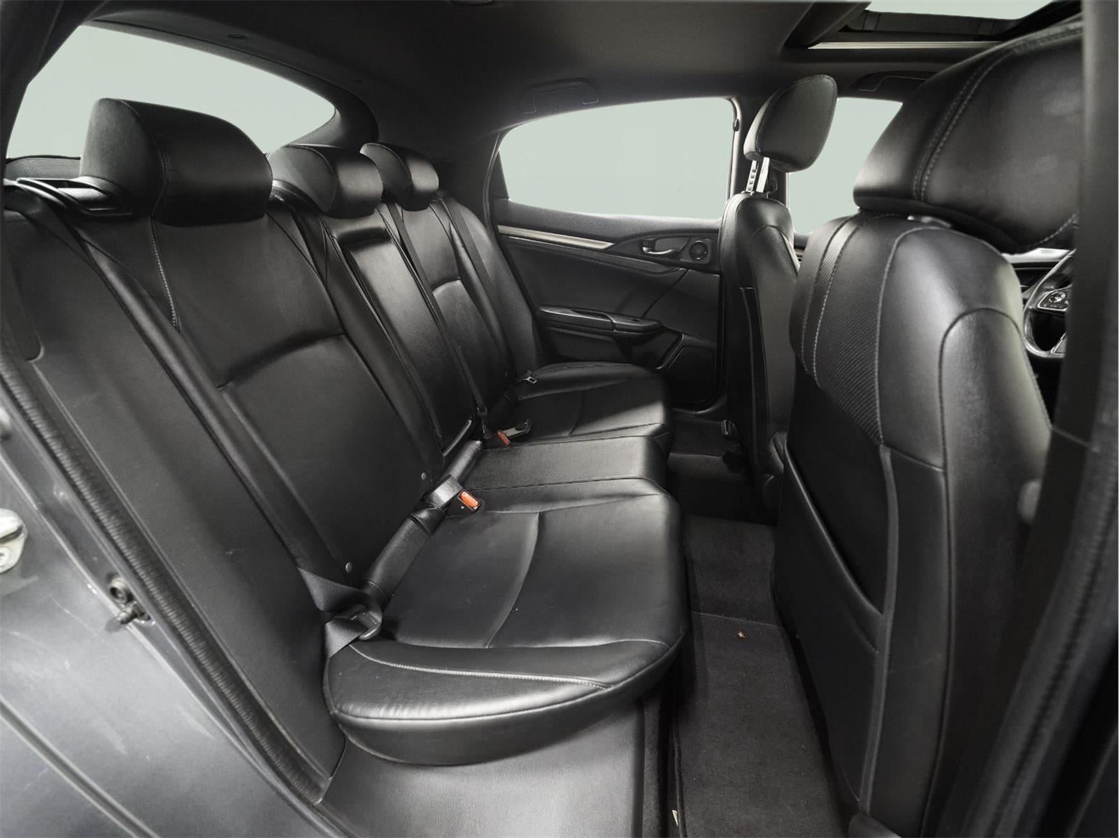 2017 Honda Civic Hatchback EX-L Navi