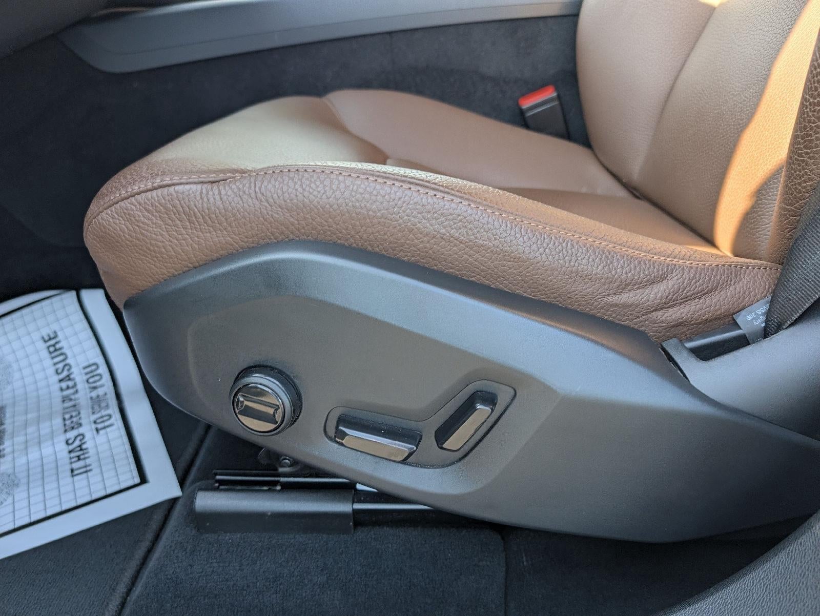 2023 Volvo Xc60 Plus Bright Theme