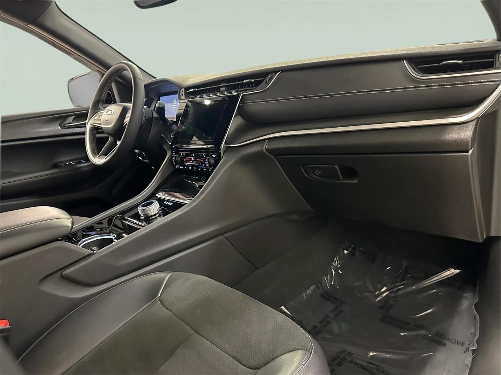 2023 Jeep Grand Cherokee Altitude 4x4