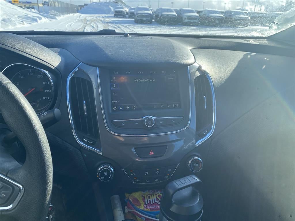 2019 Chevrolet Cruze LS