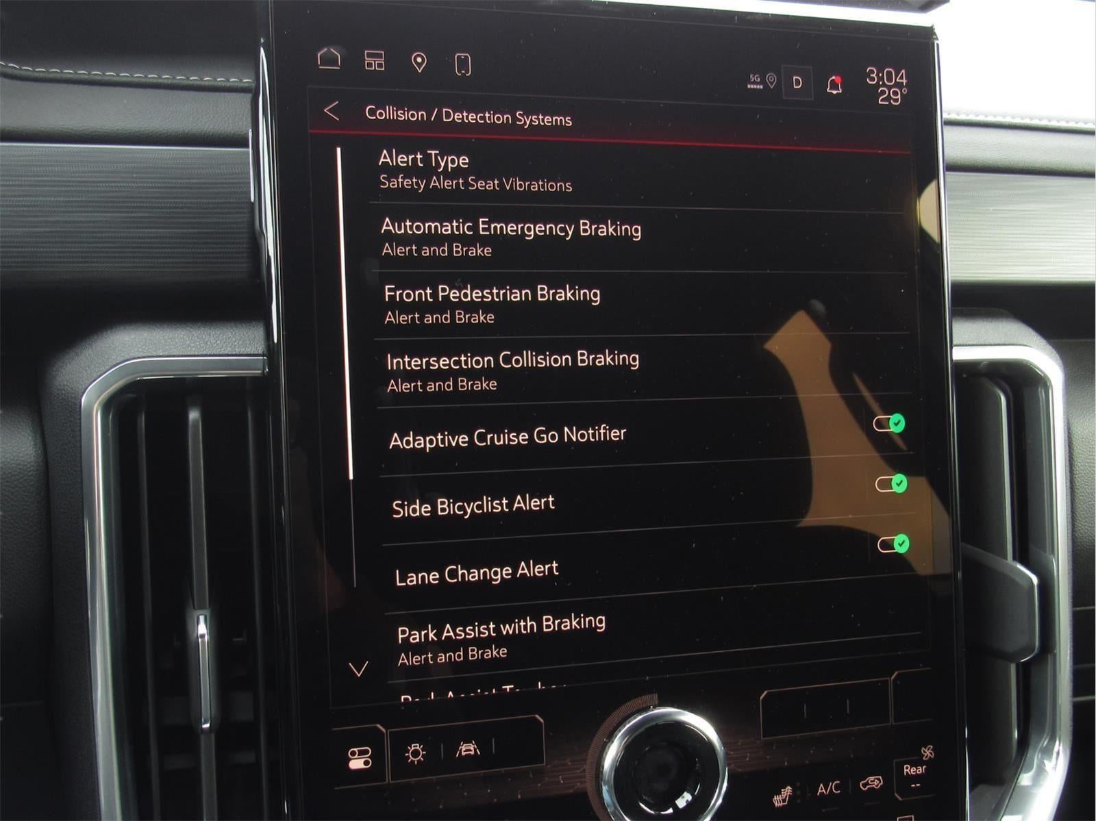 2025 GMC Acadia Elevation