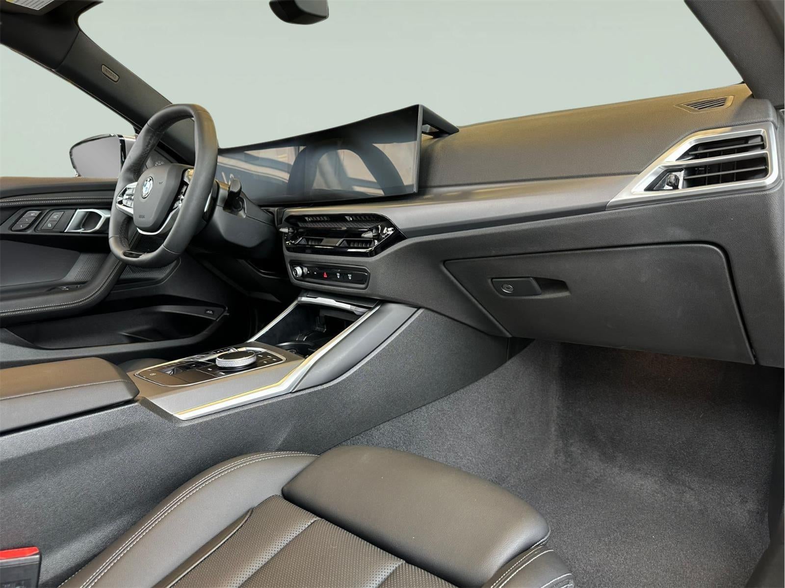 2025 BMW 2 Series 230i xDrive