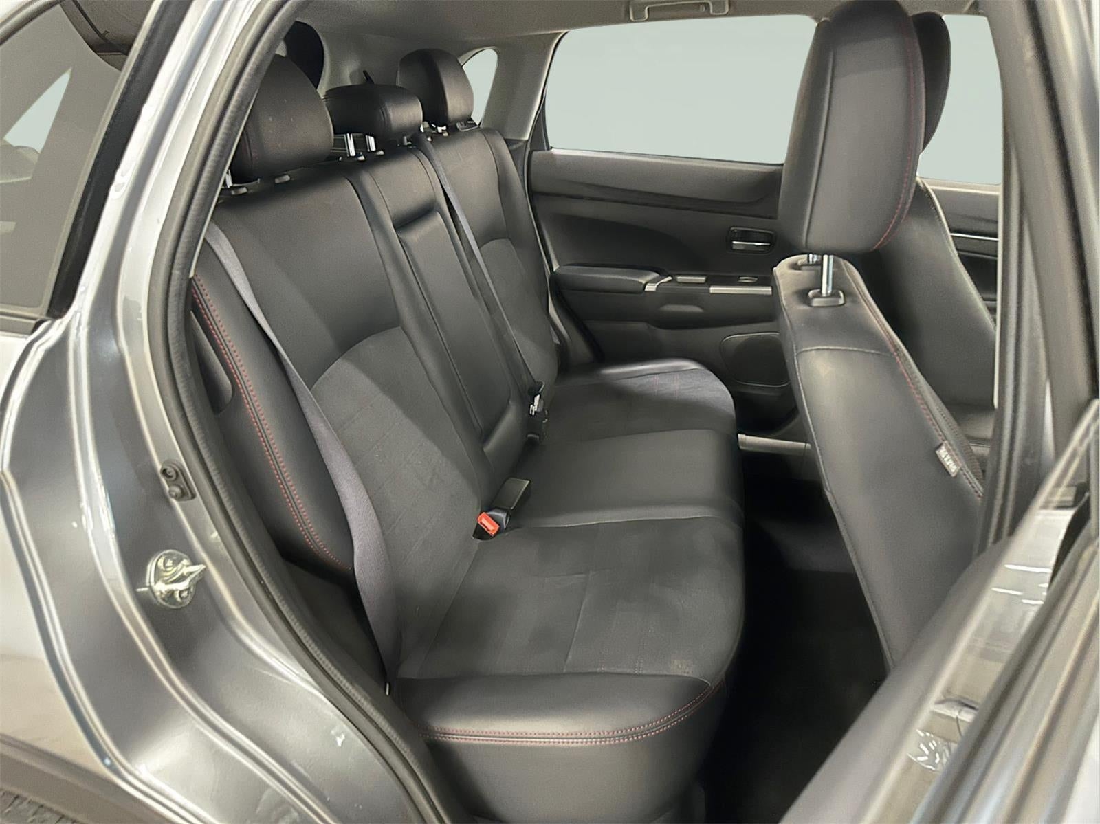 2024 Mitsubishi Outlander Sport S