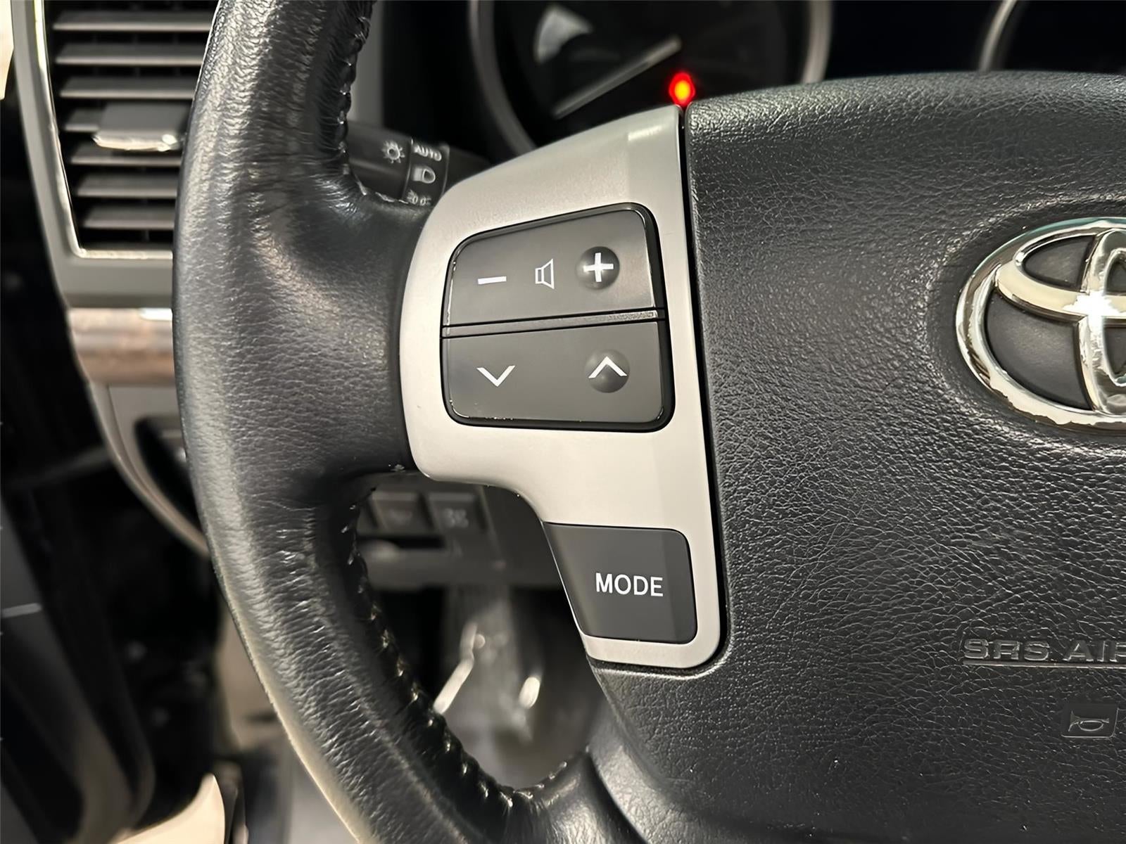 2013 Toyota Land Cruiser 4dr 4WD (Natl)