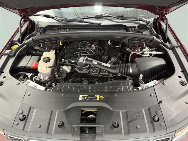 2023 Jeep Grand Cherokee Laredo 4x4