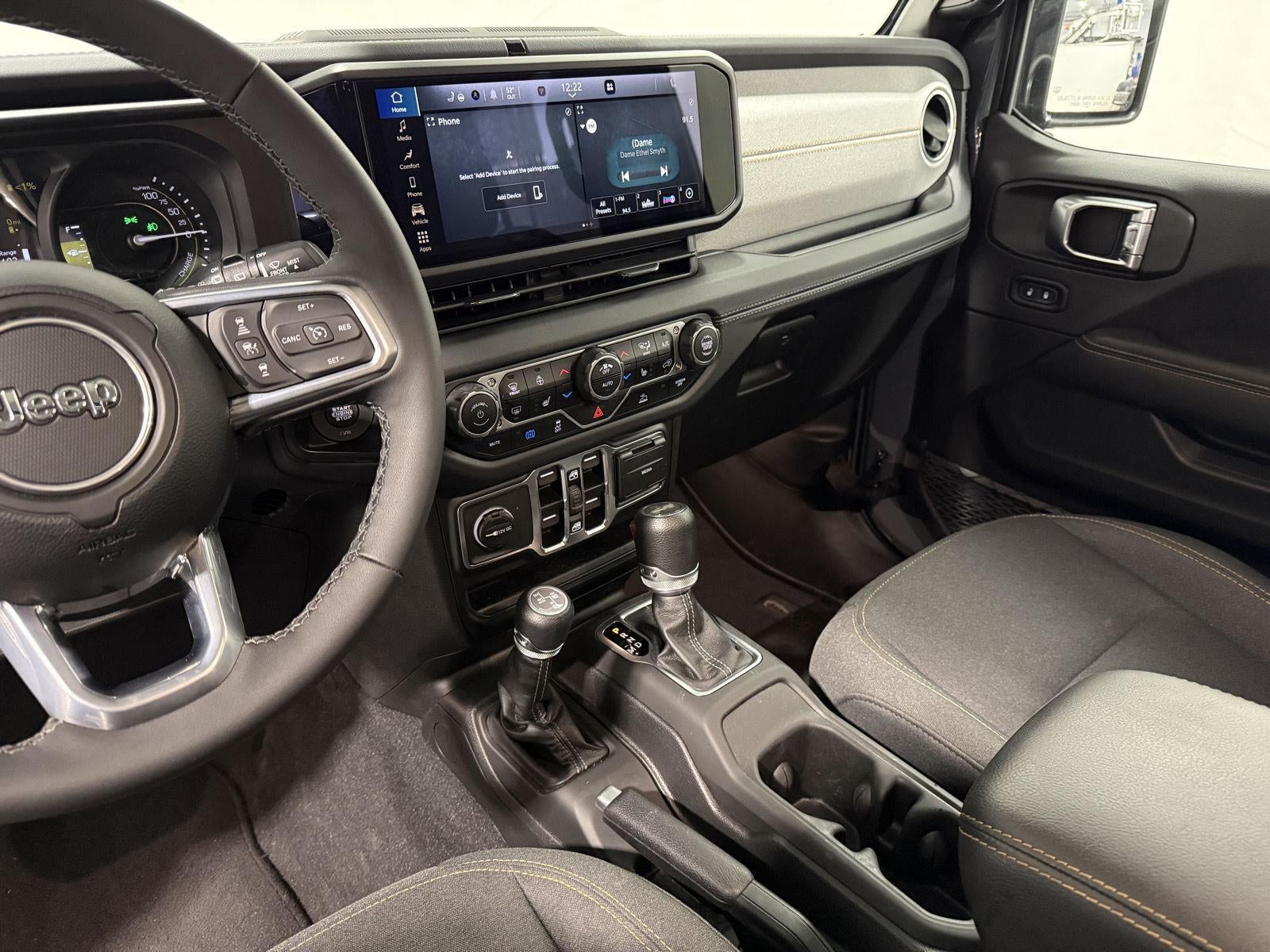 2025 Jeep Wrangler 4xe Sahara 4xe