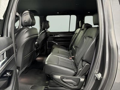 2023 Jeep Wagoneer L Series III 4x4