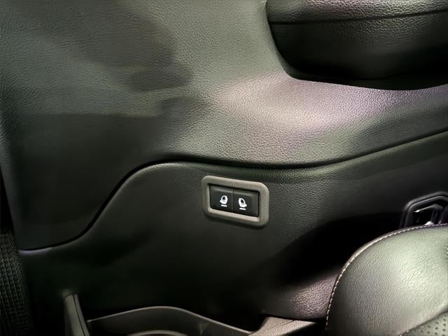 2023 Jeep Wagoneer L Series III 4x4