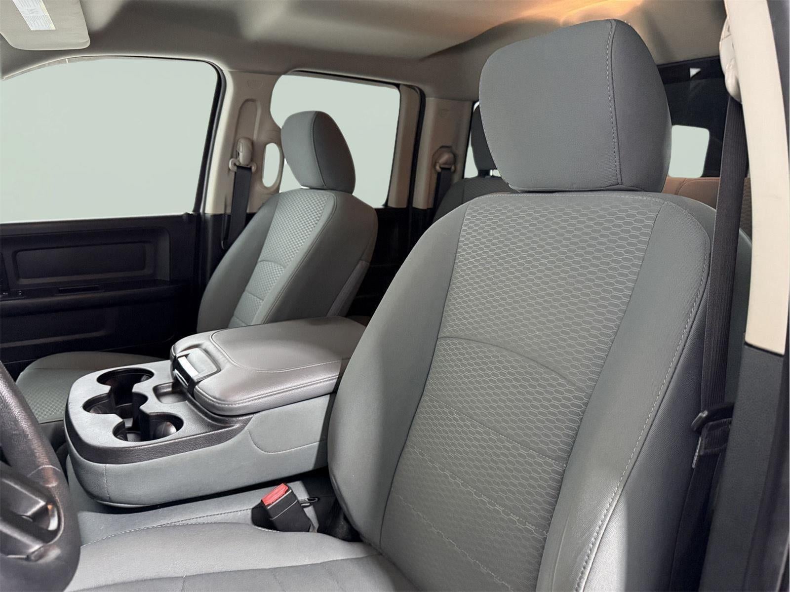 2018 RAM 1500 Express Quad Cab 4x4 6'4' Box