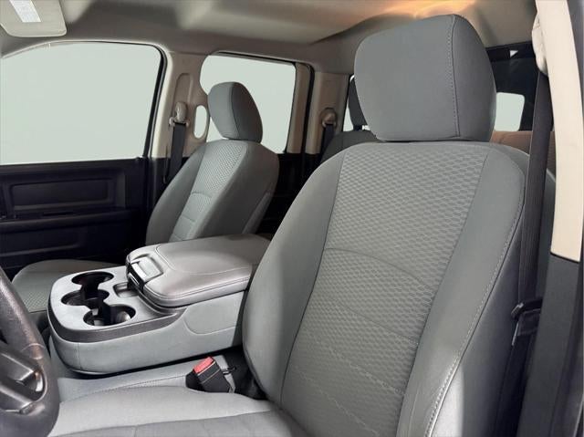 2018 RAM 1500 Express Quad Cab 4x4 6'4' Box