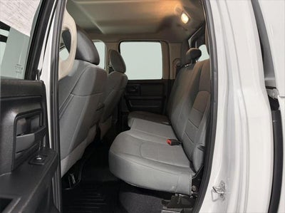 2018 RAM 1500 Express Quad Cab 4x4 6'4' Box