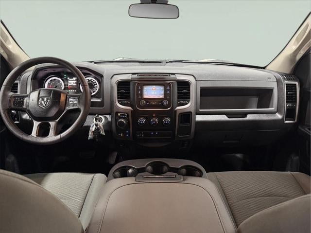 2018 RAM 1500 Express Quad Cab 4x4 6'4' Box