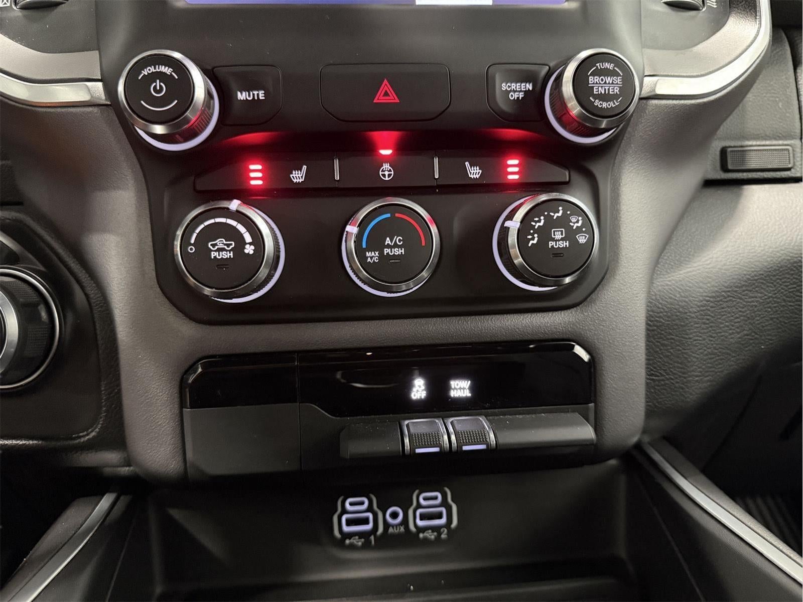 2023 RAM 1500 Big Horn Quad Cab 4x4 6'4' Box