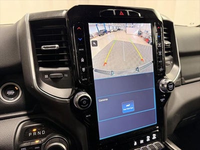 2022 RAM 1500 Big Horn Crew Cab 4x4 5'7' Box