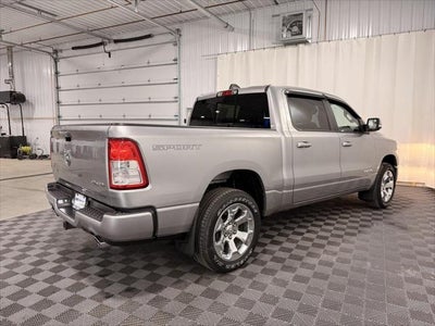 2022 RAM 1500 Big Horn Crew Cab 4x4 5'7' Box