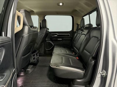 2019 RAM 1500 Laramie Crew Cab 4x4 5'7' Box