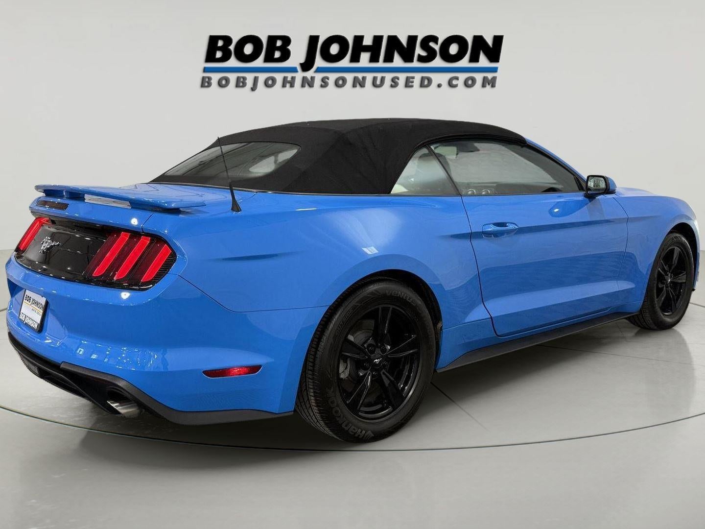 2022 Ford Mustang EcoBoost Convertible