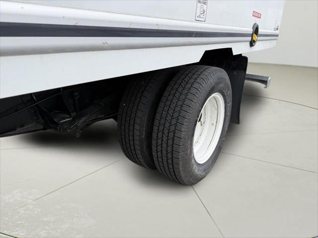 2019 Ford E-450 Cutaway E-450 DRW 158 WB