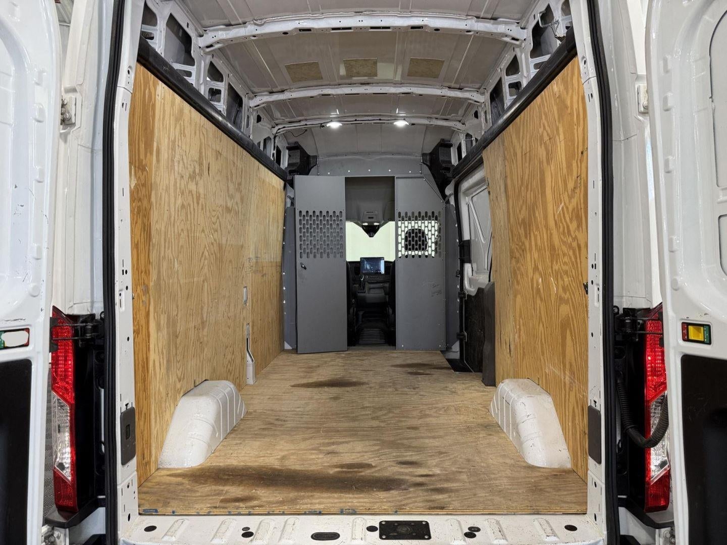2023 Ford Transit-250 Cargo Van T-250 148 Hi Rf 9070 GVWR RWD