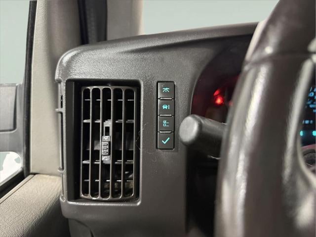 2019 Chevrolet Express 2500 LS