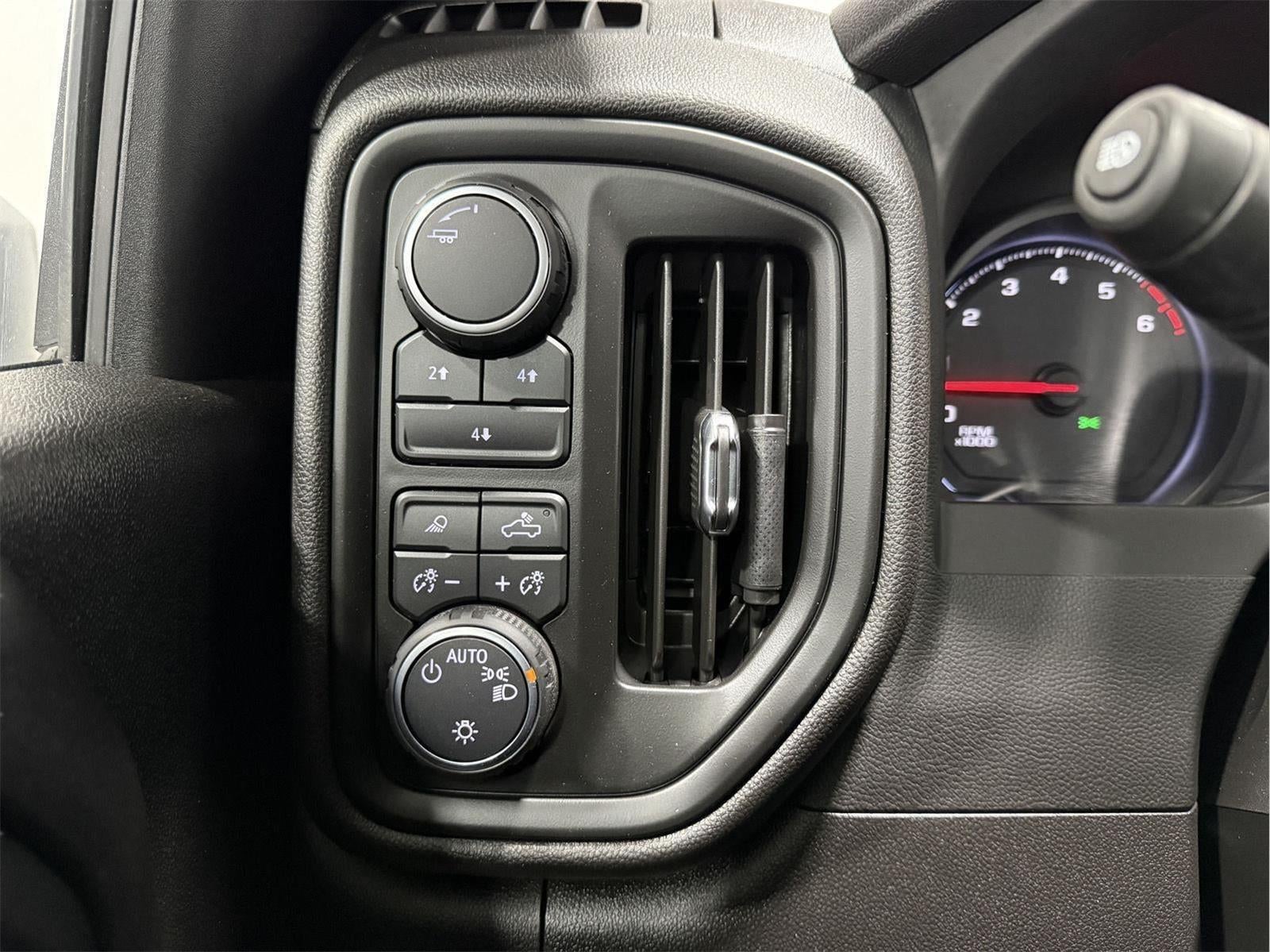 2025 Chevrolet Silverado 2500HD 4WD Crew Cab Long Bed Work Truck