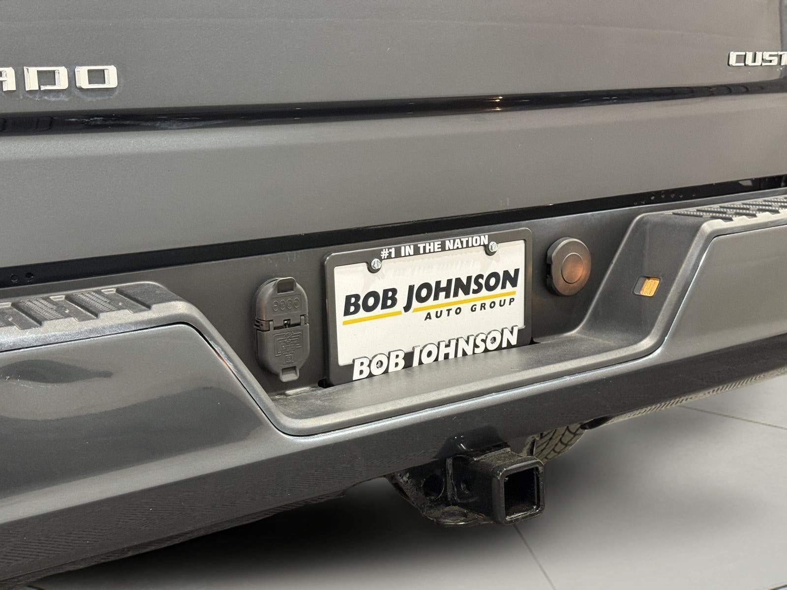 2020 Chevrolet Silverado 1500 4WD Double Cab Standard Bed Custom