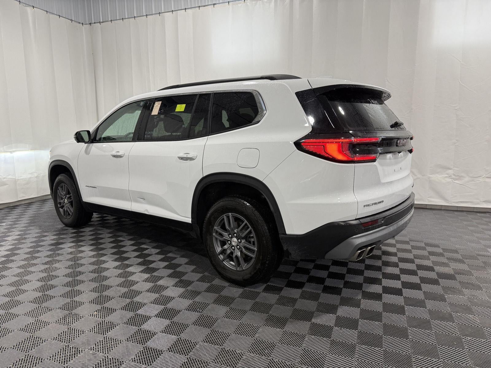 2025 GMC Acadia FWD Elevation