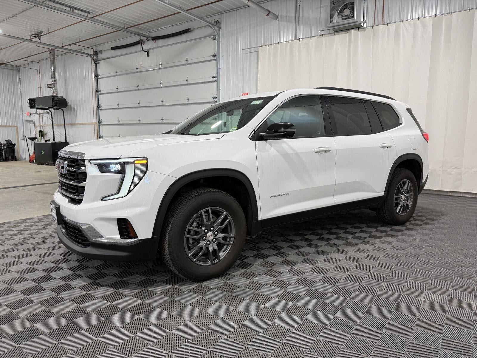 2025 GMC Acadia FWD Elevation