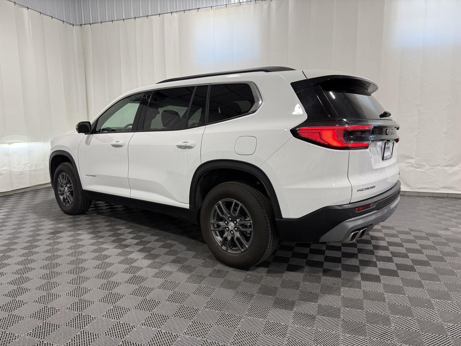 2025 GMC Acadia FWD Elevation