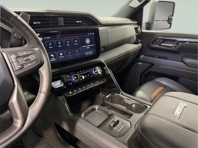 2024 GMC Sierra 2500HD 4WD Crew Cab Standard Bed AT4